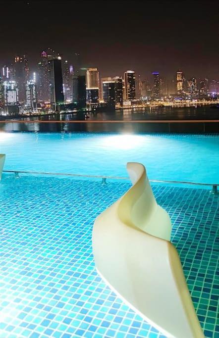 Amazing Apartment With Infinity Pool Dubai Exterior foto