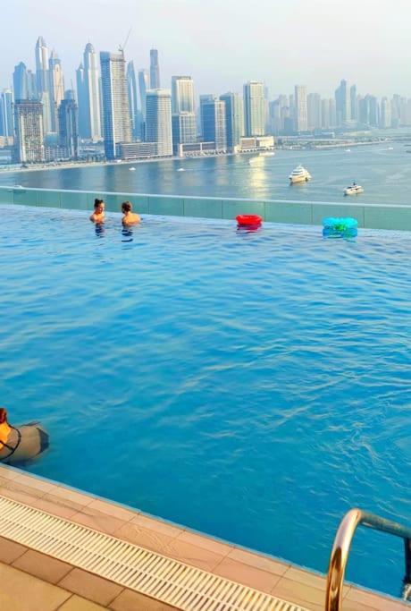 Amazing Apartment With Infinity Pool Dubai Exterior foto