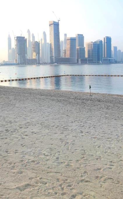 Amazing Apartment With Infinity Pool Dubai Exterior foto